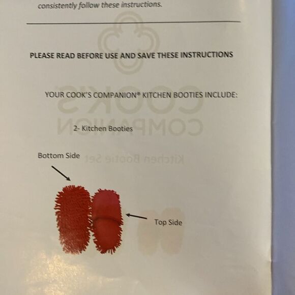 Cook's Companion Kitchen Bootie Set for kitchen floor cleaning. Red/one-size - Picture 4 of 7